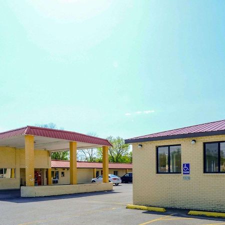 Econo Lodge Inn & Suites Карбондейл Экстерьер фото
