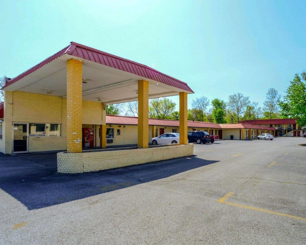 Econo Lodge Inn & Suites Карбондейл Экстерьер фото