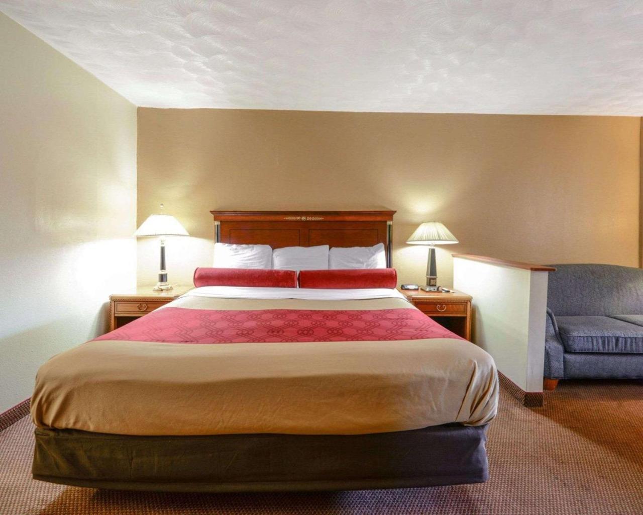 Econo Lodge Inn & Suites Карбондейл Экстерьер фото